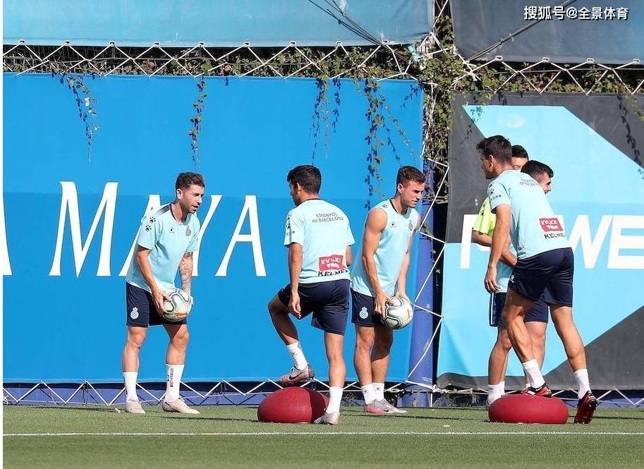 包含西甲倒计时，福建男篮赛后篮板制胜，细节引发关注，管理层满意，赛季目标并未改变的词条