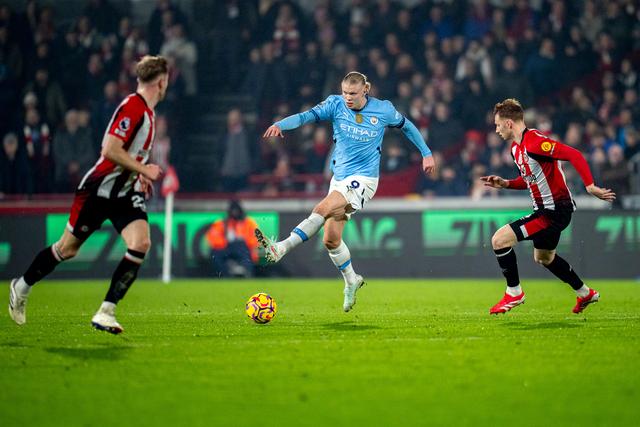 赛后国王杯焦点战，巴黎圣日耳曼状态回暖，底气十足，轮换策略成焦点(巴黎圣日耳曼中国官网)